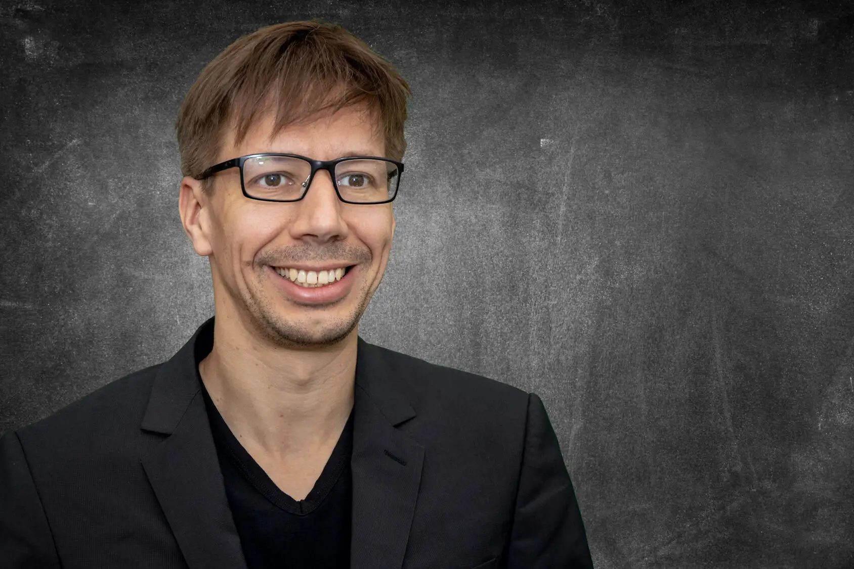 cropped-2019-00034504_Bewerbung-Foto-Gerold-Rebsch-3-1.jpg